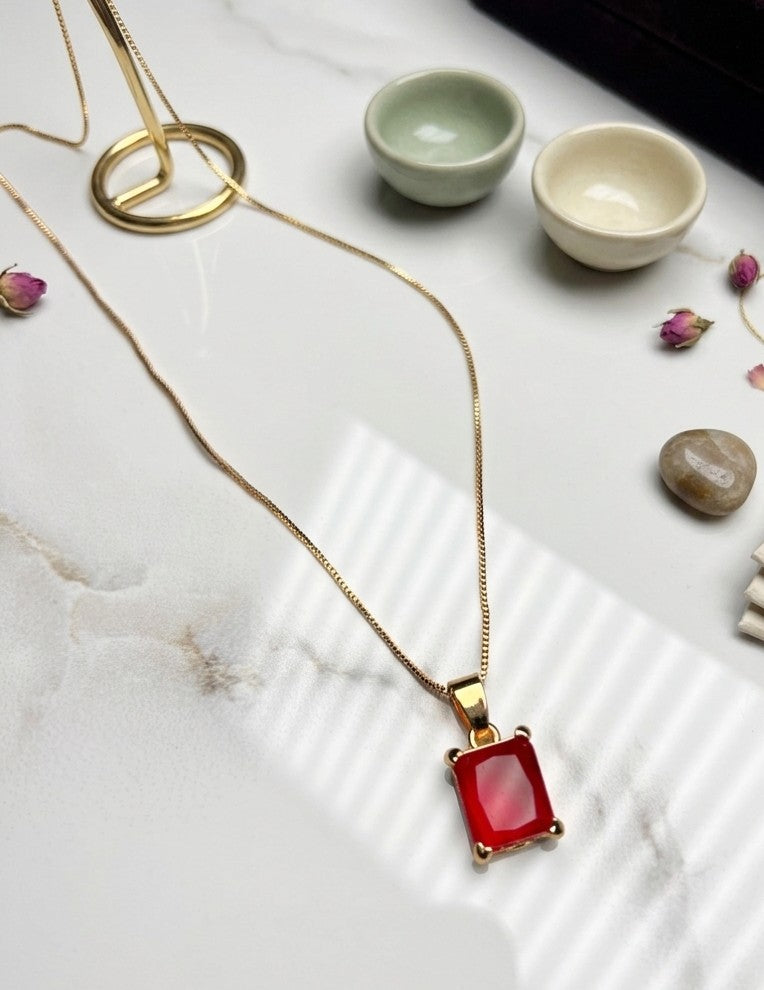 Necklace + Get This Necklace Free On Ordering Any Handbag