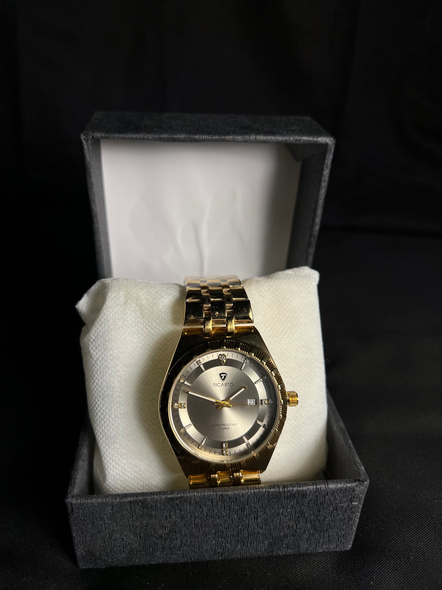 Ticarto Gold Chain Watch