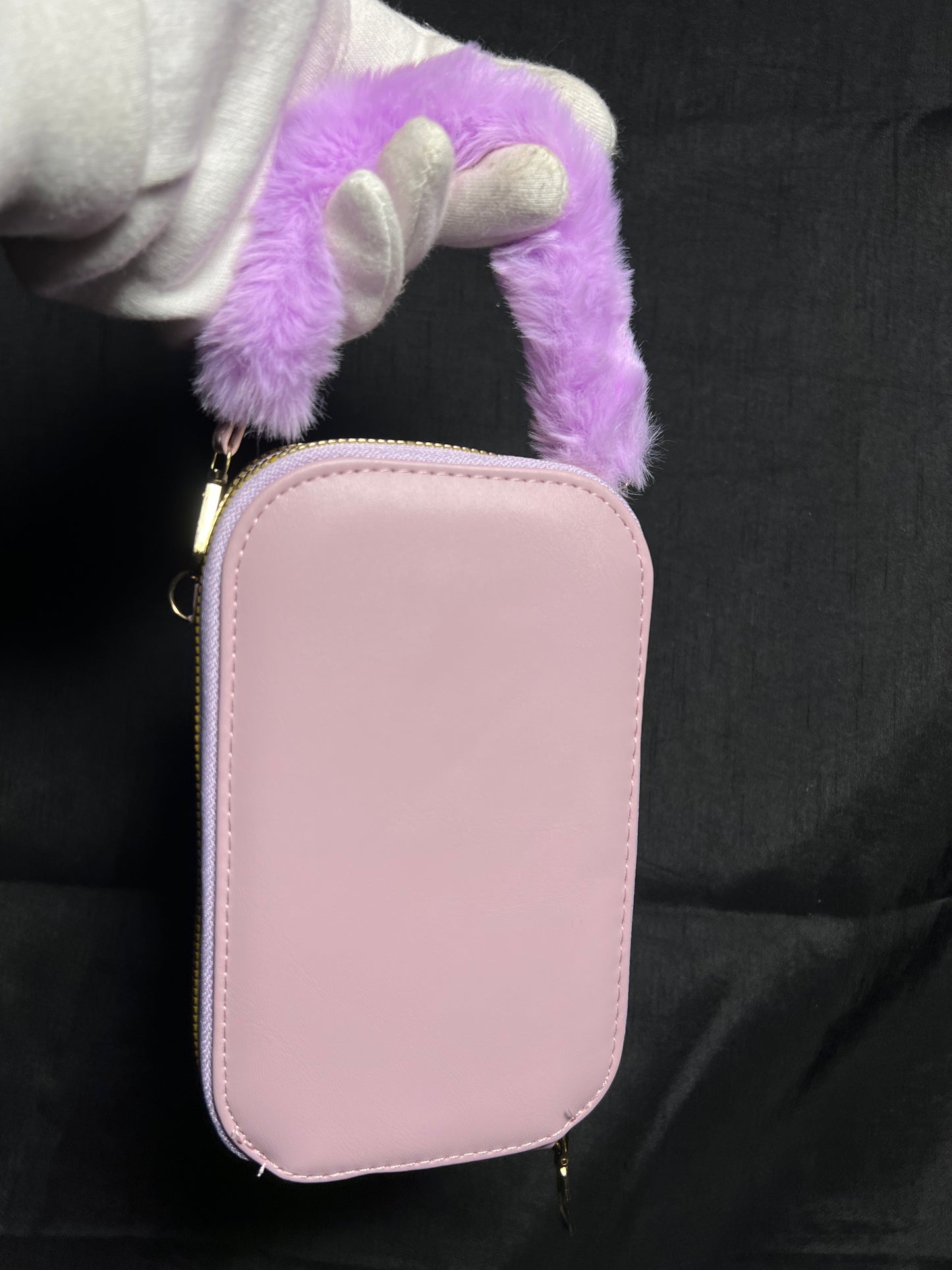 Clutches With Long Straps